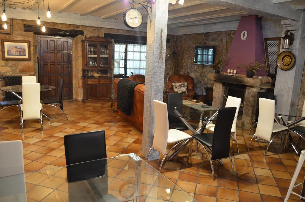 Posada Real La Montanesa Corrales De Buelna Luaran gambar